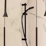 Apartment Oura - Designer With Private Parking & Ac Brașov