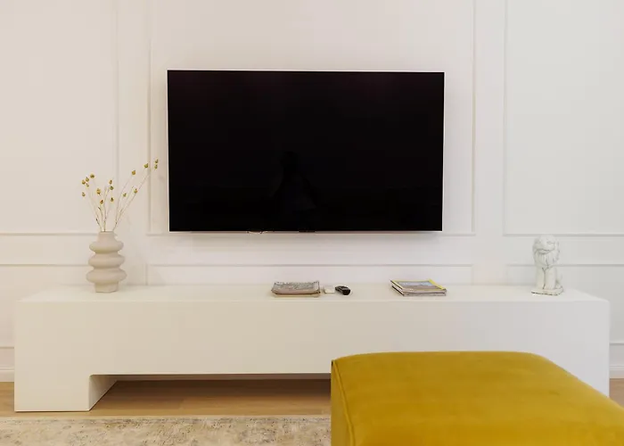 Apartman Oura - Designer With Private Parking & Ac *